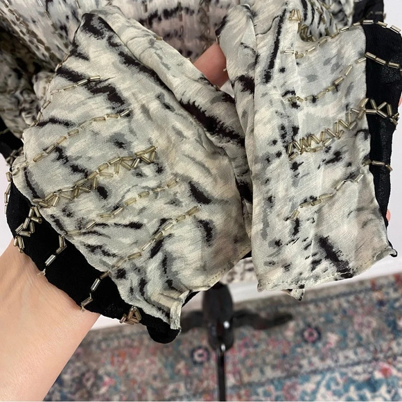 PARKER Animal Print Black Gray Beaded Long Sleeve SILK Sheer Top Women Sz Medium - Picture 4 of 16